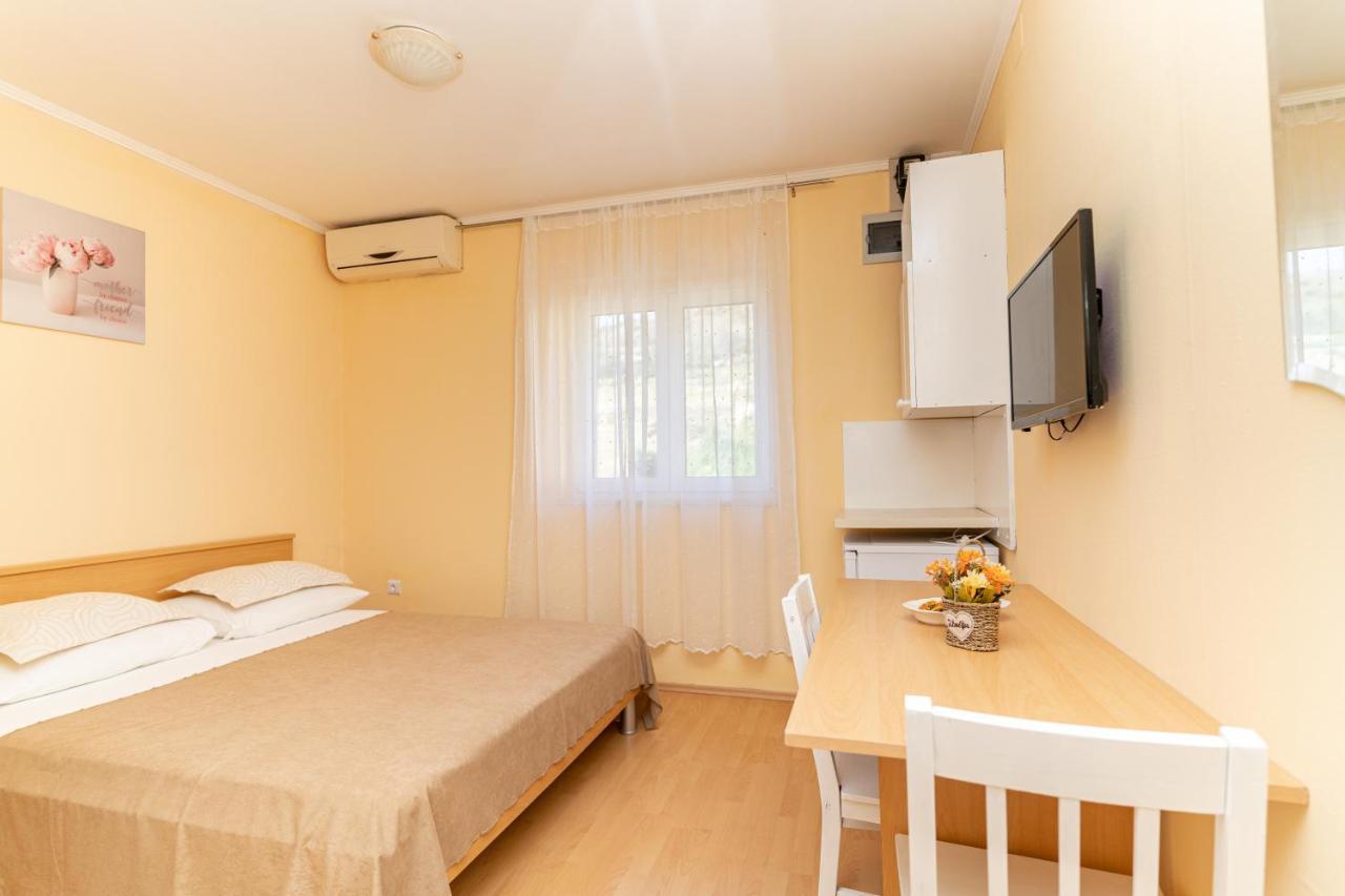 Benic Apartments Mlini Buitenkant foto