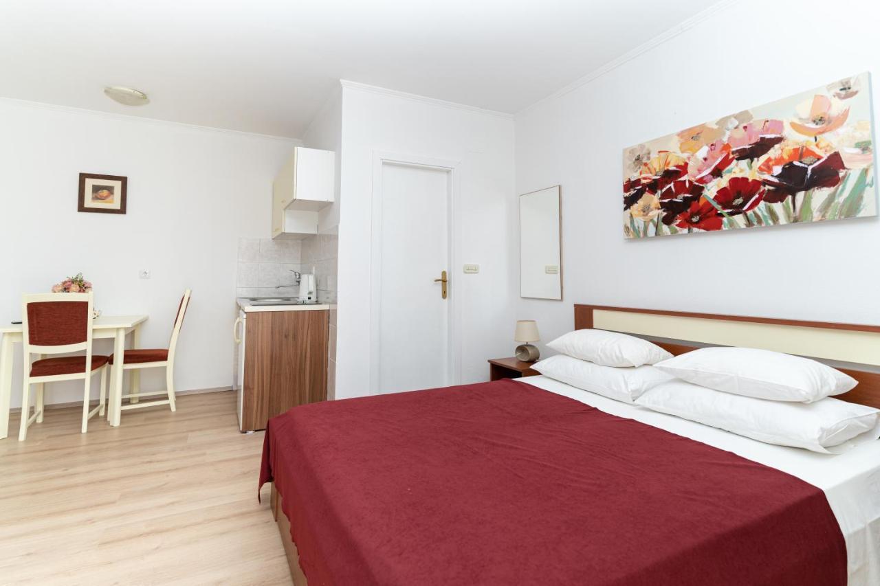 Benic Apartments Mlini Buitenkant foto