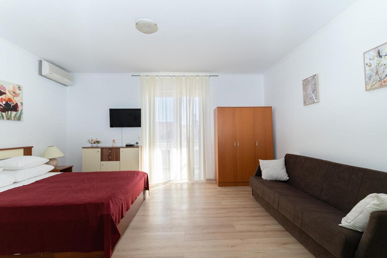 Benic Apartments Mlini Buitenkant foto