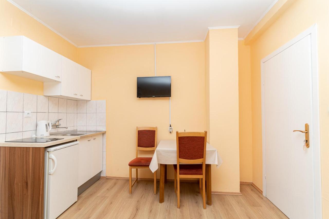 Benic Apartments Mlini Buitenkant foto